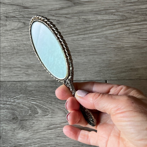 90s antique-inspired Repousse silver-tone 5" mini hand-held vanity mirror - Picture 3 of 7